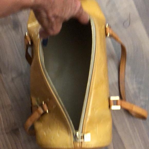 Authentic Louis Vuitton Bedford Bag Yellow Vernis Discounted from $700 - Picture 5 of 7